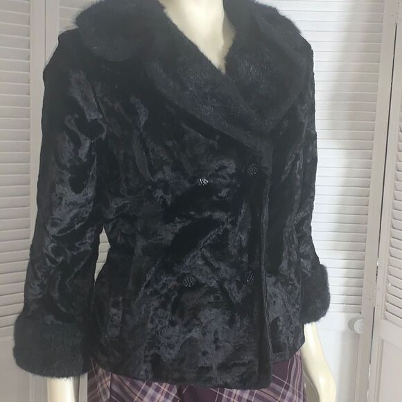 Vintage Black Short Fur Coat Size Small - Picture 9 of 16